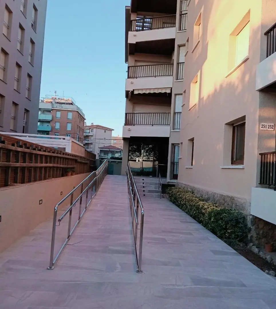 Espectaculares Vistas Al Mar En Segur De Calafell Διαμέρισμα 0*,  Ισπανία